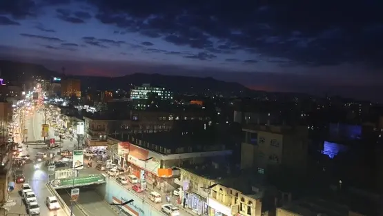 80W all-in-one solar street lights illuminating an urban main road in Yemen 80W all-in-one solar street lights illuminating an urban main road in Yemen